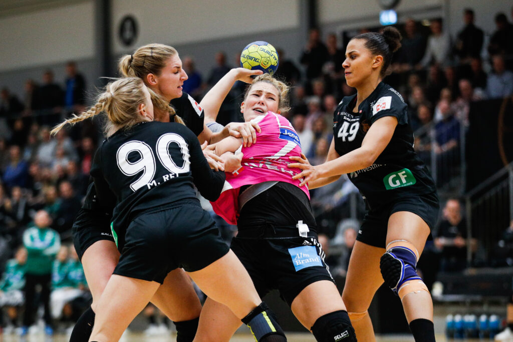 HTH LIGAEN 2019/20 – Grundspil KØBENHAVN HÅNDBOLD – SILKEBORG-VOEL KFUM