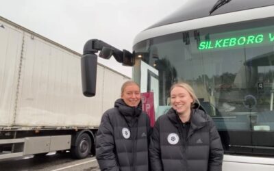 Hvad får man tiden til at gå med på en bustur til København?